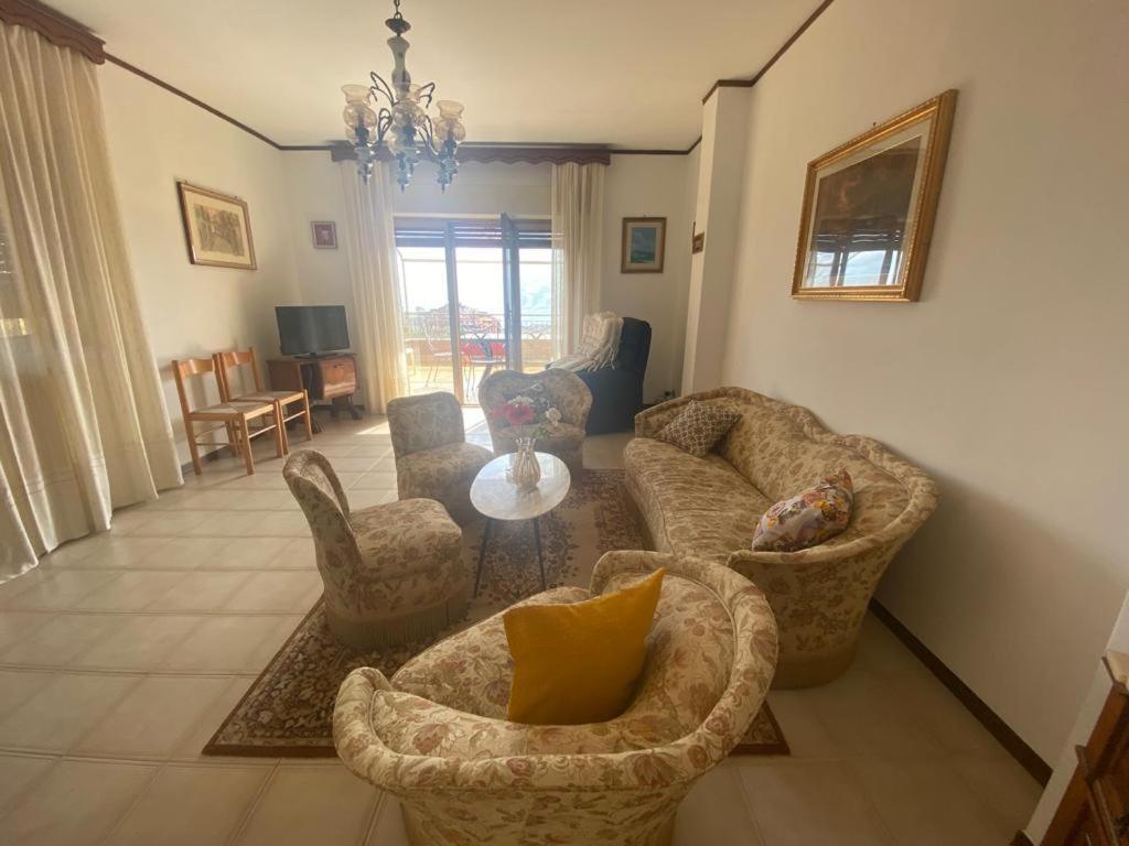 Terrazza Sull'Etna Holidays Apartment Taormina Ngoại thất bức ảnh